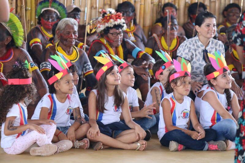 Photo op: hybridity on display - Indigenous Week, São Felix do Xingu 2018, Brazil