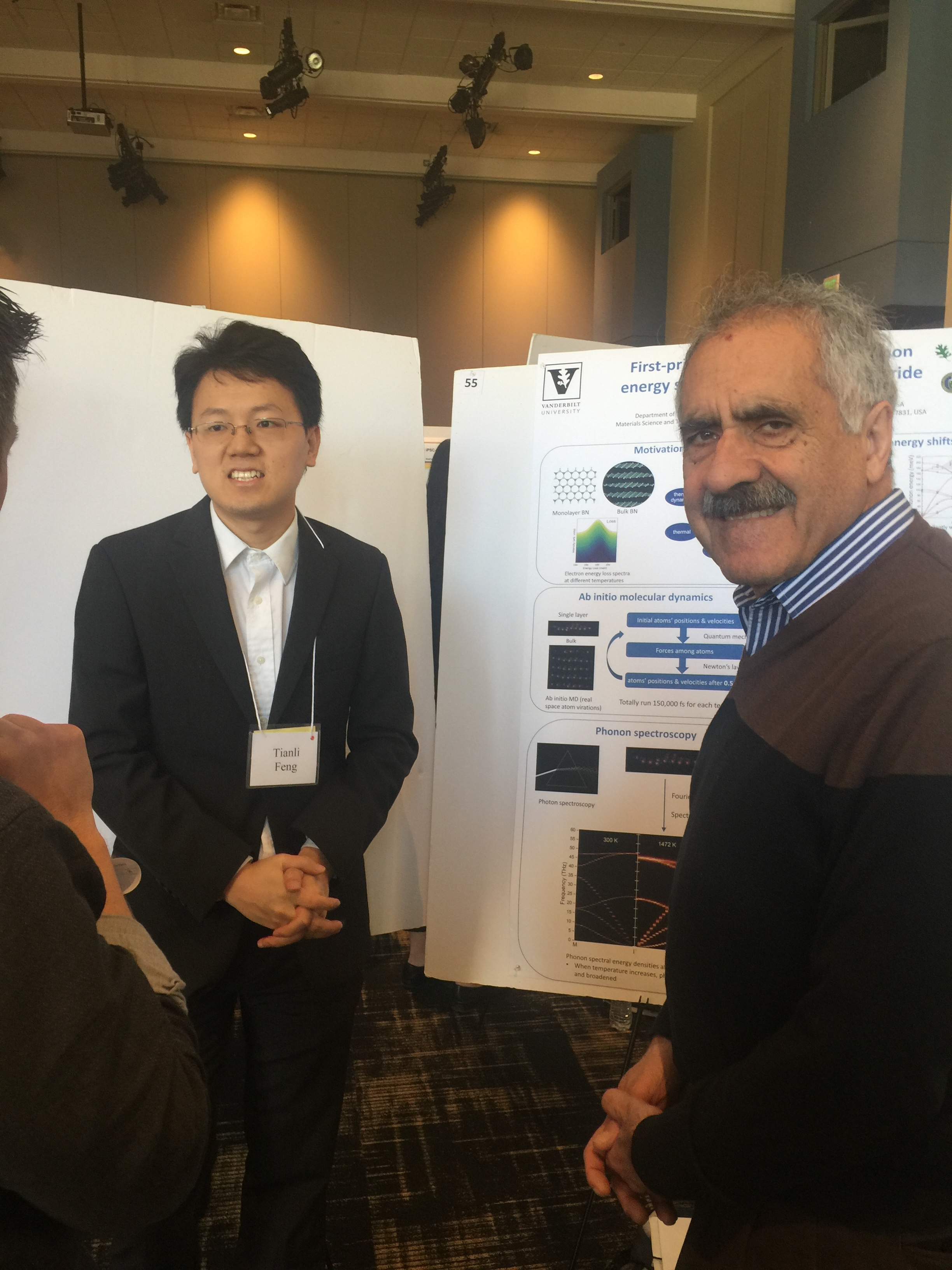 Vanderbilt Postdoctoral Affairs 2018 Symposium: Tianli Feng presenting his poster with Professor Pantelides.